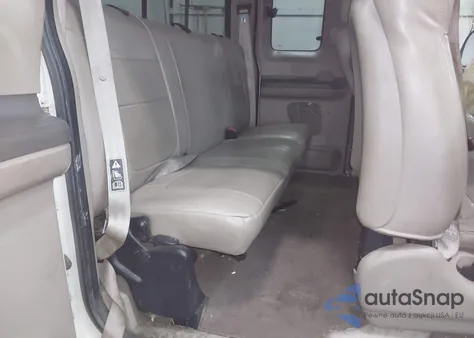 2003 Ford F-250 Lariat/Xl/Xlt z USA, uszkodzony, nr VIN 1FTNX21L03EA40222